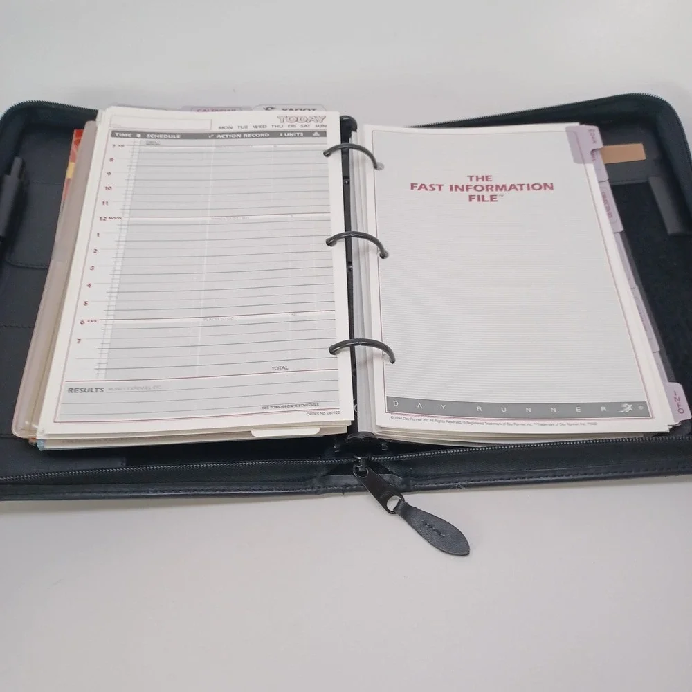 Day Runner Genuine Black‎ Leather Zip Around Organizer Binder Planner Business
